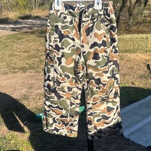 Kids XS 4/5 Camouflage Ski Pants